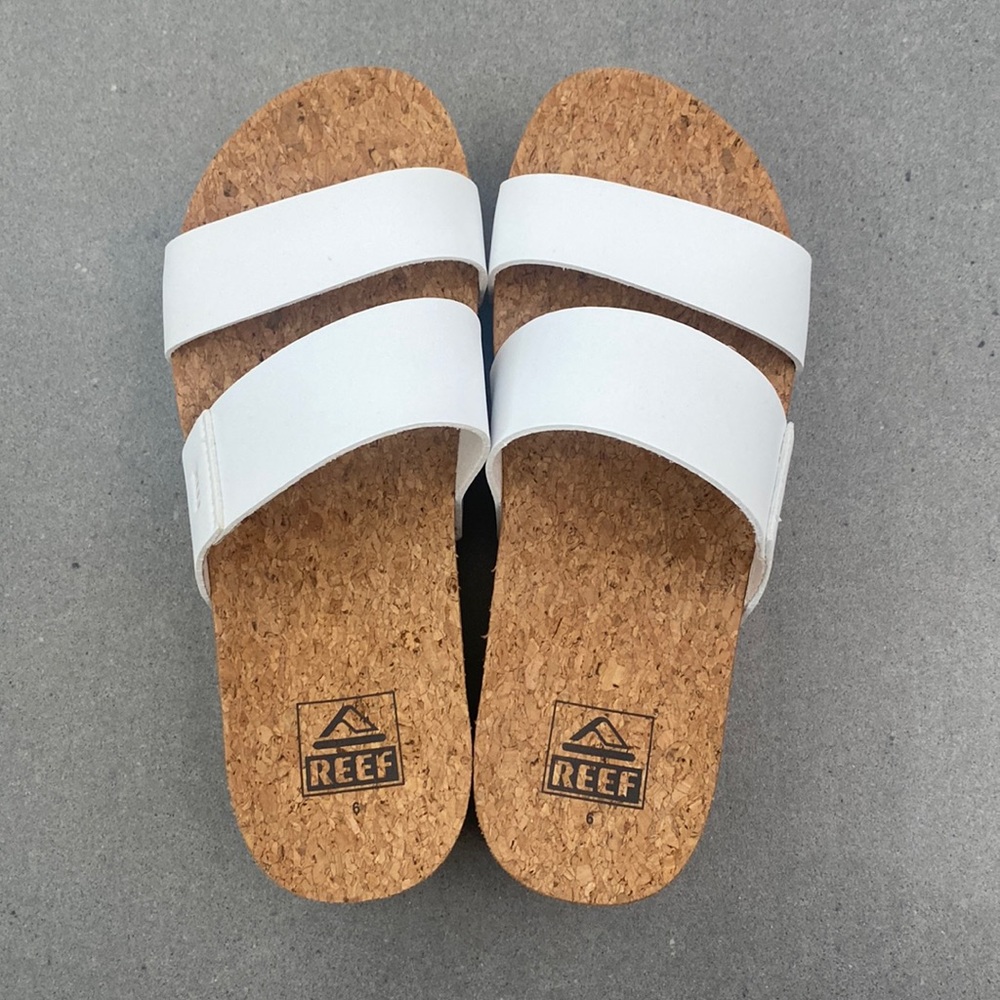 Reef Cushion Vista HI Platform Sandals. Two strap slides. New. Never worn.